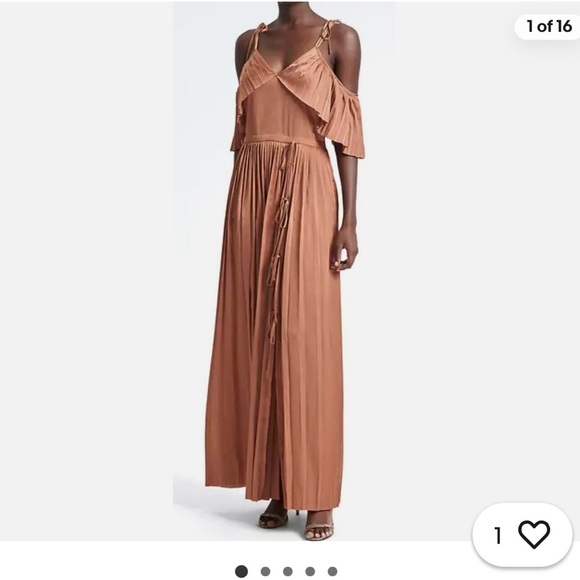 Banana Republic Dresses & Skirts - Banana Republic × Olivia Palermo Blush
Maxi Dress size:2